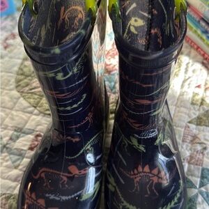 Dinosaur Print Reptile Boots - Black and Green sz 7/8 toddler boys